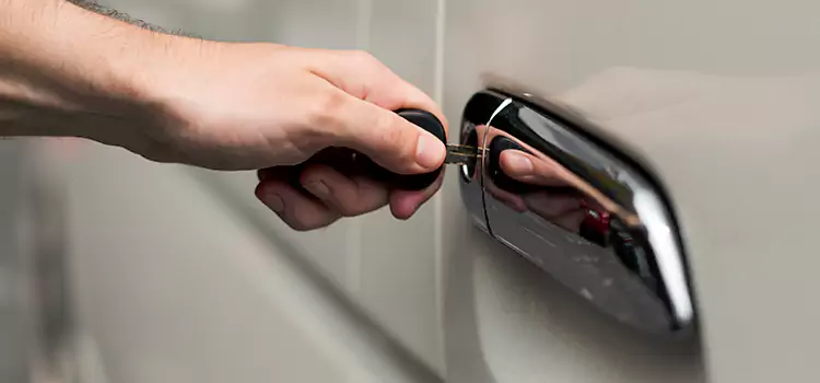 Why Choose Our Auto Locksmith Team in Englewood, NJ?